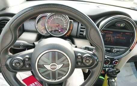 MINI Hatch, 2014 год, 1 750 000 рублей, 9 фотография