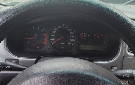 Nissan Primera II рестайлинг, 2000 год, 290 000 рублей, 2 фотография