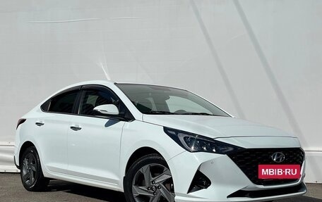 Hyundai Solaris II рестайлинг, 2021 год, 1 692 800 рублей, 3 фотография