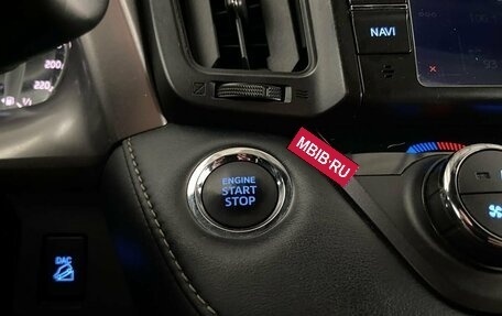 Toyota RAV4, 2018 год, 2 145 000 рублей, 17 фотография