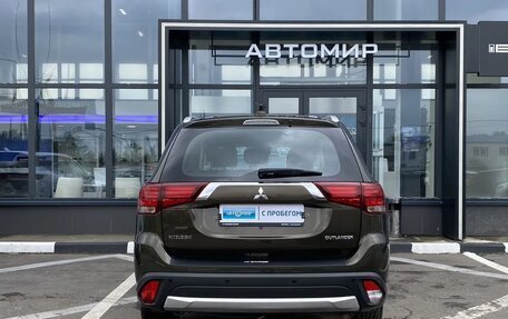 Mitsubishi Outlander III рестайлинг 3, 2018 год, 1 900 000 рублей, 7 фотография