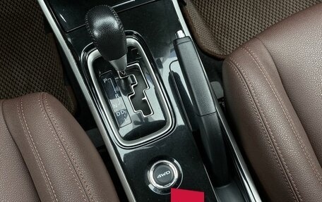 Mitsubishi Outlander III рестайлинг 3, 2018 год, 1 900 000 рублей, 21 фотография