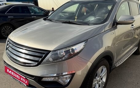 KIA Sportage III, 2011 год, 1 300 000 рублей, 2 фотография
