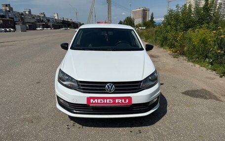 Volkswagen Polo VI (EU Market), 2017 год, 1 100 000 рублей, 2 фотография