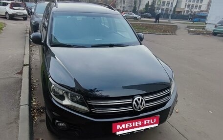 Volkswagen Tiguan I, 2011 год, 1 111 111 рублей, 2 фотография
