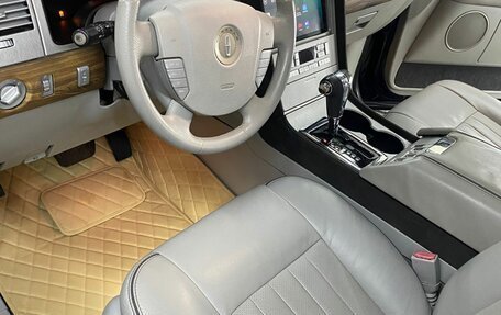 Lincoln Navigator, 2005 год, 3 300 000 рублей, 6 фотография