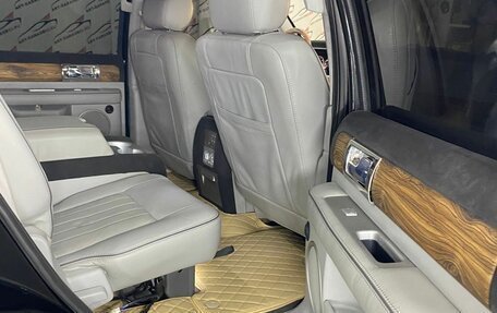 Lincoln Navigator, 2005 год, 3 300 000 рублей, 10 фотография