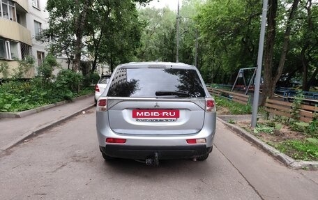 Mitsubishi Outlander III рестайлинг 3, 2012 год, 1 096 000 рублей, 4 фотография