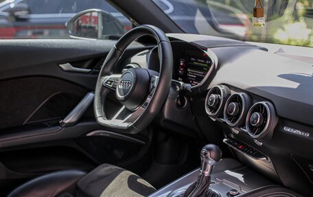 Audi TT, 2018 год, 3 700 000 рублей, 16 фотография