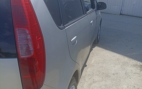 Mitsubishi Colt VI рестайлинг, 2003 год, 340 000 рублей, 4 фотография