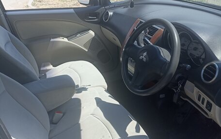 Mitsubishi Colt VI рестайлинг, 2003 год, 340 000 рублей, 2 фотография