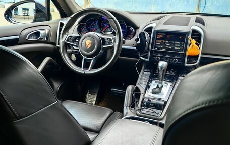 Porsche Cayenne III, 2016 год, 4 750 000 рублей, 14 фотография