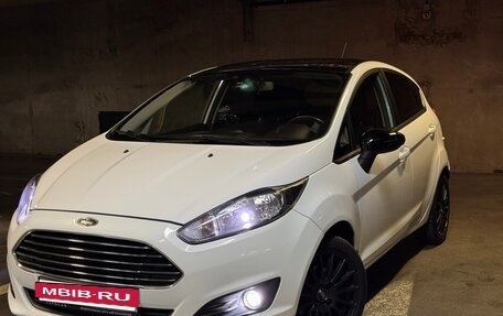 Ford Fiesta, 2017 год, 890 000 рублей, 2 фотография
