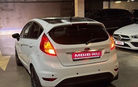 Ford Fiesta, 2017 год, 890 000 рублей, 6 фотография
