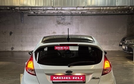 Ford Fiesta, 2017 год, 890 000 рублей, 14 фотография