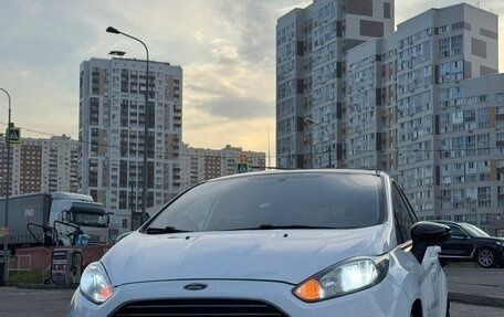 Ford Fiesta, 2017 год, 890 000 рублей, 15 фотография