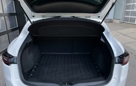 Mazda CX-4, 2023 год, 3 149 000 рублей, 13 фотография