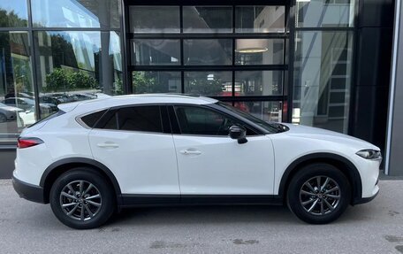 Mazda CX-4, 2023 год, 3 149 000 рублей, 2 фотография