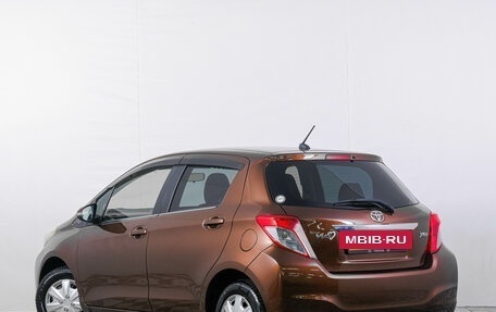 Toyota Vitz, 2011 год, 889 000 рублей, 5 фотография