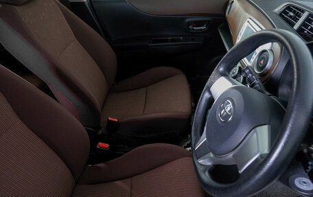 Toyota Vitz, 2011 год, 889 000 рублей, 12 фотография