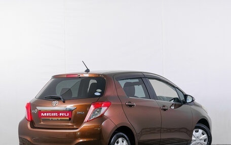 Toyota Vitz, 2011 год, 889 000 рублей, 7 фотография