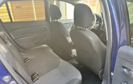 Renault Logan II, 2017 год, 750 000 рублей, 10 фотография
