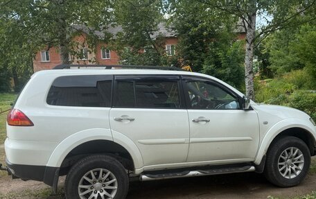 Mitsubishi Pajero Sport II рестайлинг, 2012 год, 1 750 000 рублей, 3 фотография