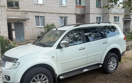 Mitsubishi Pajero Sport II рестайлинг, 2012 год, 1 750 000 рублей, 10 фотография
