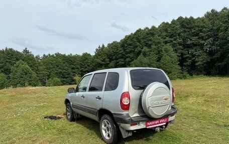 Chevrolet Niva I рестайлинг, 2005 год, 265 000 рублей, 3 фотография