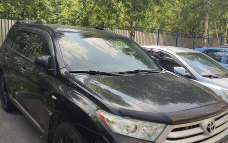 Toyota Highlander III, 2012 год, 2 300 000 рублей, 2 фотография