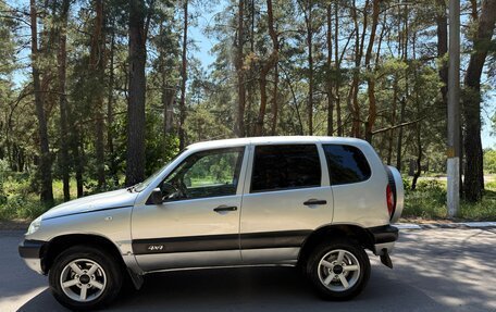Chevrolet Niva I рестайлинг, 2005 год, 265 000 рублей, 9 фотография