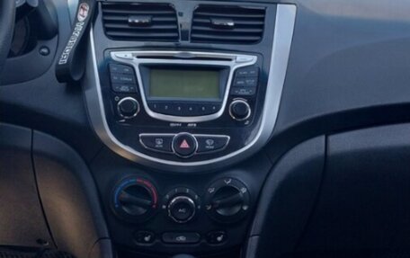 Hyundai Accent IV, 2012 год, 1 040 000 рублей, 13 фотография