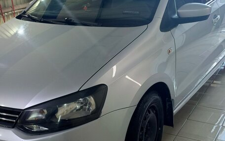 Volkswagen Polo VI (EU Market), 2011 год, 650 000 рублей, 3 фотография