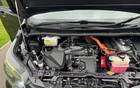 Toyota Noah III, 2014 год, 1 900 000 рублей, 15 фотография