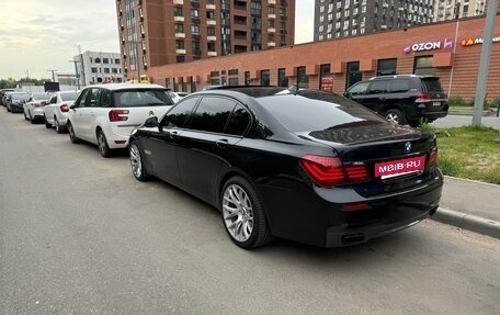 BMW 7 серия, 2013 год, 1 700 000 рублей, 4 фотография