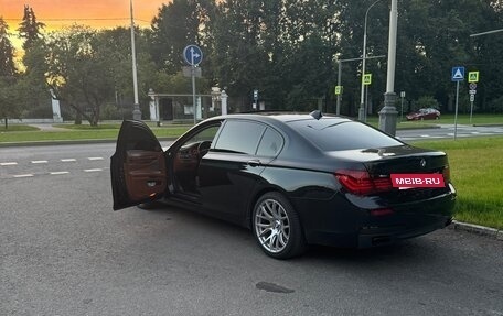 BMW 7 серия, 2013 год, 1 700 000 рублей, 14 фотография