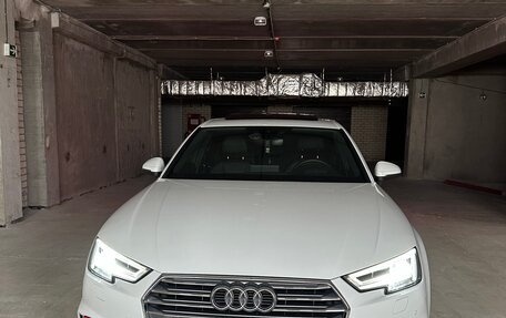 Audi A4, 2019 год, 2 990 000 рублей, 3 фотография