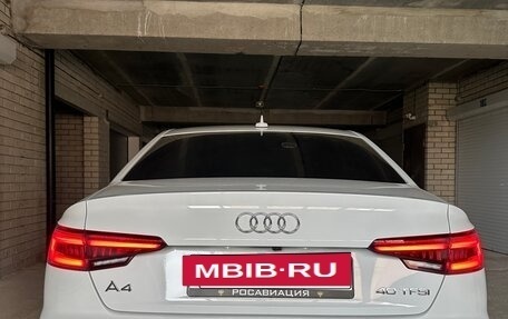 Audi A4, 2019 год, 2 990 000 рублей, 13 фотография