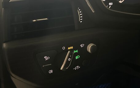 Audi A4, 2019 год, 2 990 000 рублей, 27 фотография