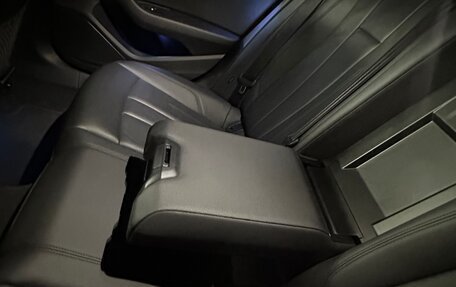Audi A4, 2019 год, 2 990 000 рублей, 31 фотография