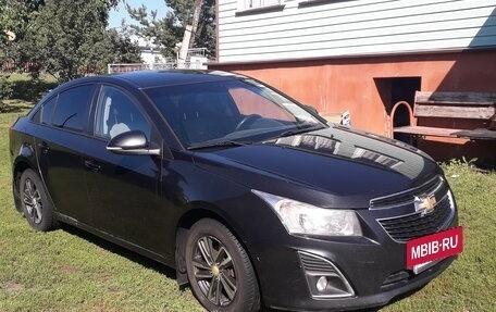 Chevrolet Cruze II, 2014 год, 800 000 рублей, 10 фотография