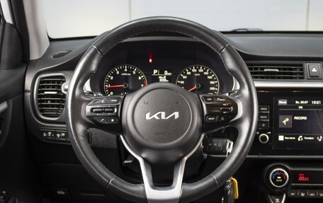 KIA Rio IV, 2022 год, 1 740 000 рублей, 12 фотография