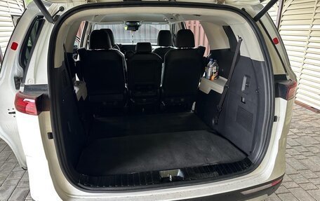 KIA Carnival, 2021 год, 3 000 000 рублей, 14 фотография