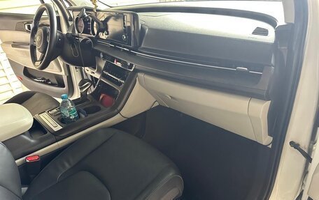 KIA Carnival, 2021 год, 3 000 000 рублей, 8 фотография