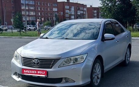 Toyota Camry, 2011 год, 1 570 000 рублей, 2 фотография
