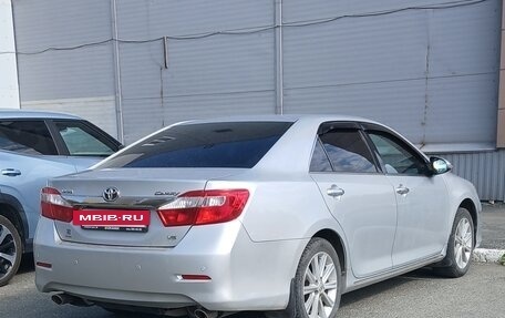 Toyota Camry, 2011 год, 1 570 000 рублей, 3 фотография