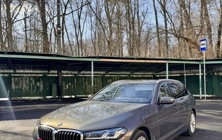 BMW 5 серия, 2020 год, 4 800 000 рублей, 2 фотография