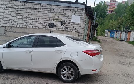 Toyota Corolla, 2015 год, 1 335 000 рублей, 3 фотография