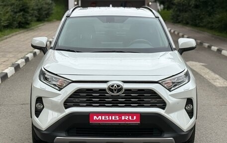 Toyota RAV4, 2021 год, 4 490 000 рублей, 1 фотография