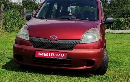 Toyota Yaris Verso, 2002 год, 530 000 рублей, 1 фотография
